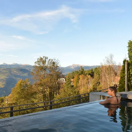 Kohlern 1130 M Hotel 3*