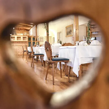 酒店 Kohlern 1130 M 3*