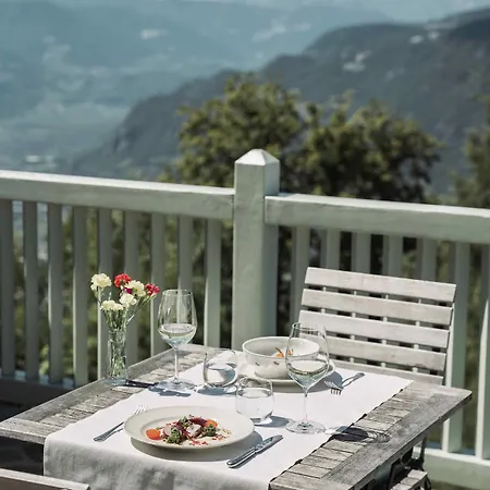 Hotel Kohlern 1130 M 3*