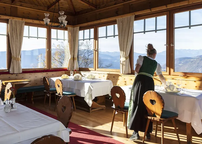 Hotel Kohlern 1130 M 3*